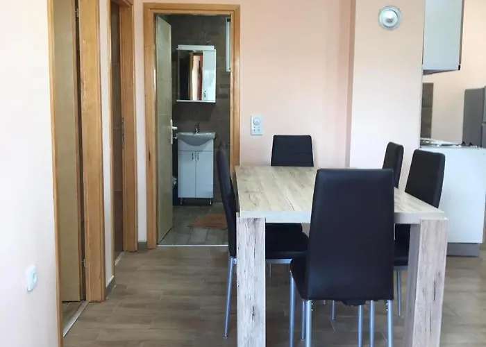 Velin Raj בית נופש